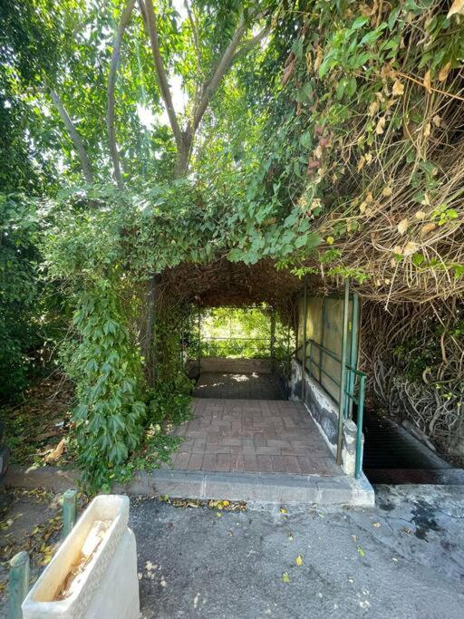 Casa Vacanza Giardini Naxos Taormina Miranaxos Exterior photo