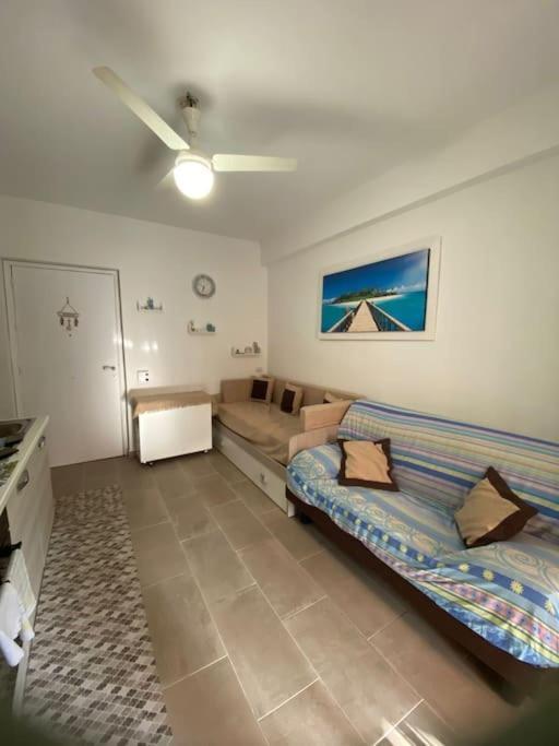 Casa Vacanza Giardini Naxos Taormina Miranaxos Exterior photo