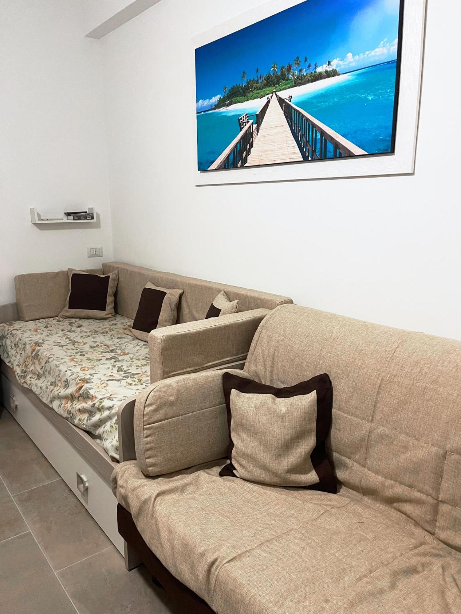 Casa Vacanza Giardini Naxos Taormina Miranaxos Exterior photo